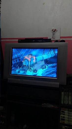 Início de Pocahontas em dvd na tv Philips widescreen