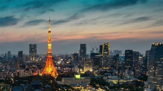Tokyo Tower: Drone tour of the icon of Japan's capital