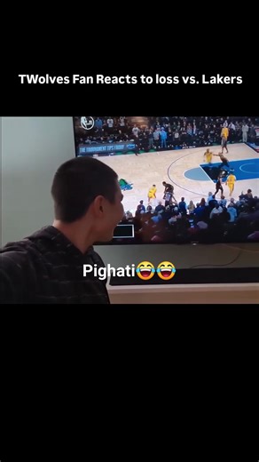48K views · 722 reactions | Yung inuna magcelebrate nitong Wolves fan nato na akala niya magchoke ang Lakers gulat siya sa buzzer beater ni Reaves  #LakeShow #LakersWin #trending2025 | Jas M. Maurice Fuentes | Facebook