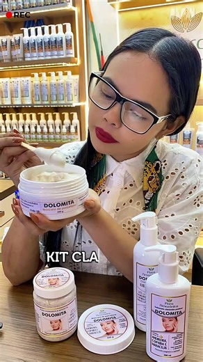 Kit Dolomita O Kit Dolomita foi desenvolvido para quem busca uma rotina mais saudável, aproveitando os benefícios desse mineral natural conhecido por auxiliar no fortalecimento do organismo e na harmonização do corpo. Contato da empresa: 92 981-464-034 #Dolomita #BemEstarNatural #SaúdeNatural #VidaEquilibrada #CuidadoNatural