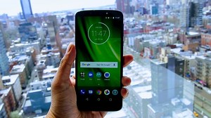 Motorola Moto E5 Plus Review