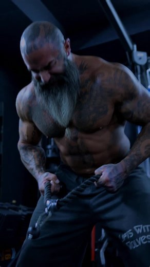 ✅ Follow for FREE daily workouts‼️ - - Download my app 📲 to train with me! Click the link in my bio! ↙️ @Lifts.with.wolves @Lifts.with.wolves @Lifts.with.wolves Available in the App Store and Google Play Store! ✅ 18 different programs, for different goals, different fitness levels, and different schedules. ✅ Over 400 different exercises! Programs include: - Bodybuilding - Pure Strength - Power Building - Full Body Physique - Free Weights Only - Body Part Split - Upper Body - Lower Body Split -