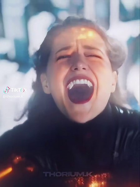 he was ready to do anything for her #crisisonearthx #earthx #darkarrow #overgirl #arrowverse