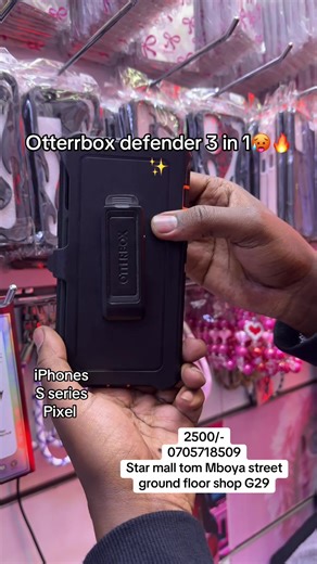 Unboxing the OtterBox Defender 3 in 1 for iPhones and Pixels