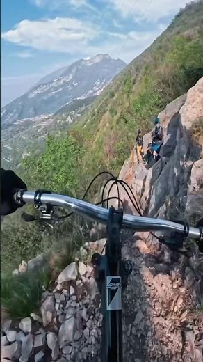Najlepsze trasy MTB nad Gardą 🇮🇹 Coast Trail ⛰️