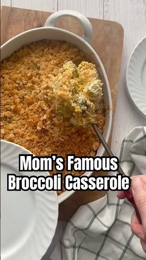 BROCCOLI CASSEROLE WITH RITZ CRACKERS #casserolerecipe #broccoli #easterrecipes #comfortfood
