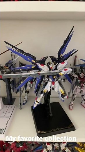 Metal build gundam. Strike, Freedom, Strike Freedom