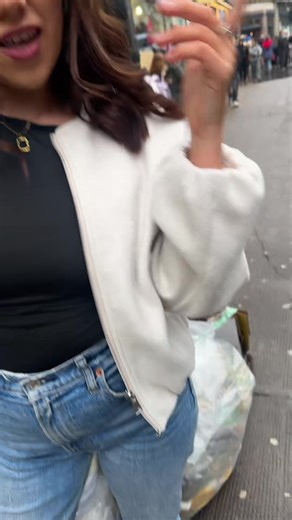 Exploring the Streets of Glasgow: A Visual Journey