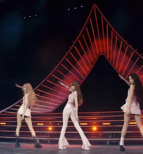 Captivating Dance Performance by Female Artists