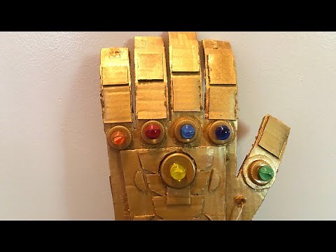 Homemade INFINITY GAUNTLET: Cardboard