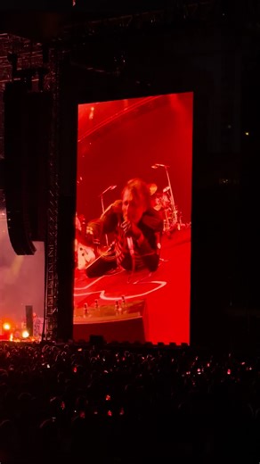 Gerard Way's Memorable Moments at MCR Tour 2025