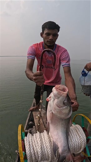 Unlock new bait fishing ideas #fishing #creativesurvival