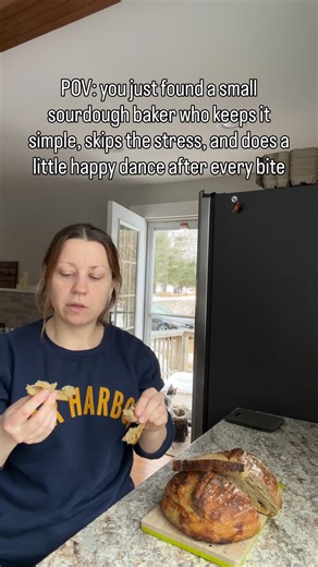 Hey there 👋🏼☺️ I’m Ashley — the sourdough baker behind Everyday Homemade. On my blog, I share easy, beginner-friendly sourdough bread and discard recipes that don’t overcomplicate things. One of my goals this year is to grow here on social media so I can help even more home bakers make delicious homemade bread for themselves and their families. Around here, you’ll find simple recipes, practical tips, a little sourdough humor, and lots of answering your questions in the comments and DMs (seriou