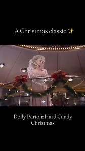 The holidays just wouldn’t feel the same without Dolly singing “Hard Candy Christmas.” ✨ This special 1988 performance from the Bob Hope Christmas Special is a timeless reminder of strength, heart, and holiday spirit. #dollyparton #hardcandychristmas #christmasmusic #womenofamericana #merrychristmas | Smith Creek