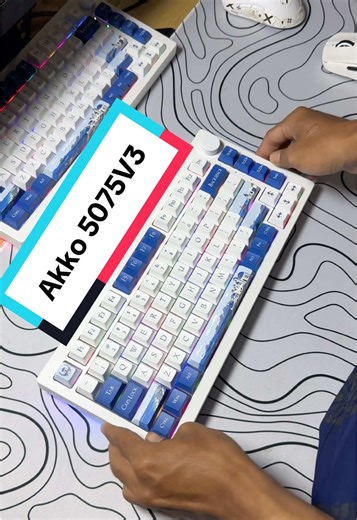 🤣 Keyboard Akko layout 75% ពឹតជាស្អាតមែនអត់ជឿរអាចមក test សិនបាន Akko 5075 V3 អេមកប់ 😅😅