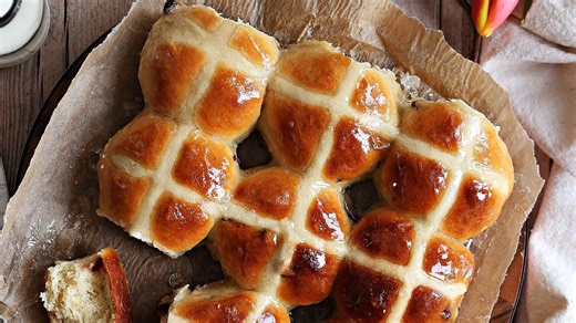 Easter 2026: Why Do People Eat Hot Cross Buns On Good Friday? Know Significance Of This Christian Tradition & It's History