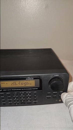 Radio Shack 1000 Channel Programmable Home Scanner Pro-2042 Video