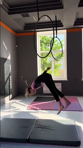 Amazing Aerial Hoop Tricks by a Flexible #Gymnastics-girl #gostretchyourself