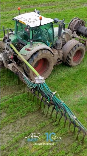 slurry spreading with the 724 Fendt #farming #agriculture #arimagery