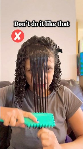 Trying the VIRAL Curl Defining Brush!!!