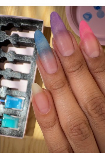 How to Do Ombré Nails with Easy Techniques