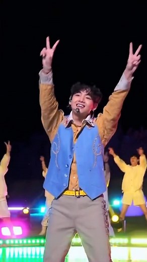 ✨ ᴋɪᴍ ᴛᴀᴇʜʏᴜɴɢ ✨ on Instagram: "Happy Tae  ➳ Follow @taebearybaee for daily uploads! #v #taehyung #kimtaehyung #btsv #btsarmy #btsreels #bts #trending #trendingreels #reels #reelsviral #viral #taetae #btskimtaehyung #btsrm #btsjungkook #jungkook #taekook #btsjimin #jimin #btssuga #btsjin #btsjhope #bangtansonyeondan방탄소년단 #vkook #army #btstaetae #ipurpleu #btstae #taetaebts"