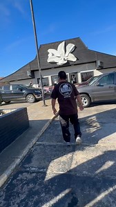 Come spend some time with us — and with our gorilla 🦍😂 — out here at Magnolia! We want EVERYONE to come in, hang out, have some laughs, and enjoy this amazing day with us. You don’t wanna miss it! 🎉 #magnoliacafe #GorillaTime #SmallBusinessLove #SupportLocal #GoodVibesOnly #FamilyFunDay #ComeHangOut #OklahomaEats #ViralMoment #DontMissOut | Magnolia Cafe