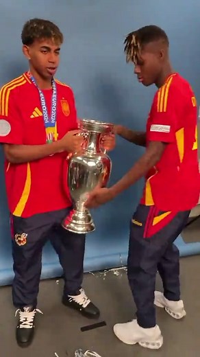 Lamine Yamal: Le Roi du Monde au Championnat 2024
