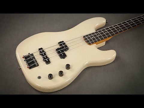 Cool & Funky Bass Backing Track In Am (Am7 | D7)