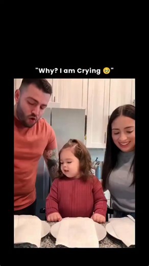 @brainly_dose | This post shows a series of moments where very young children notice that their parents’ plates are empty and instinctively offer pieces of... | Instagram