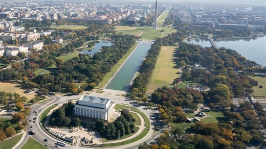 Trump says he'll renovate 'filthy' reflecting pool on National Mall