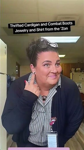 OOTD THURSDAY just a plain jane sad office outfit #OOTD #officeoutfit #basicoutfit #simplestyle