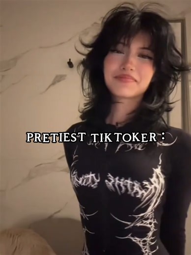 Exploring 2000s Aesthetic Through Bunny Party Edits