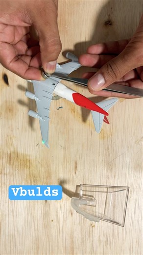 Installing airplane lights on a model airplane.. #navigationlights #gadgets #led #0402 #beautiful