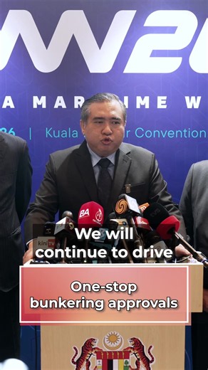 Malaysia has the potential to become a leading bunkering hub in the Asia-Pacific, but to get there, we must make it easier and more efficient for the industry to operate. Therefore, MOT has been given the mandate as the single lead agency for bunkering licences and related permits. Instead of dealing with multiple agencies and layers of approval, operators will have one clear point of authority when it comes to regulatory matters. This will help reduce red tape, streamline decision-making and en