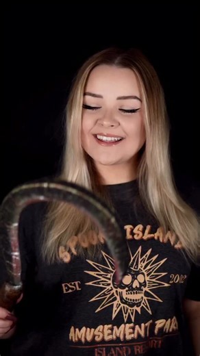 THE DIMITRESCU DAUGHTERS 🖤🩸 Oof I love cosplaying as villains they’re just so much fun 😩🙏🏻 This was also a NIGHTMARE to edit but we got there in the end, might look a little choppy but I had to stop before I ripped my hair out 😂 Which one is your favourite??? 🤗 . . . #sfxmakeup #makeupartist #creativemakeup #halloweenmakeup #cosplay #dimitrescudaughters #residentevilvillage #viral #trendingreels | Ella Does Fx