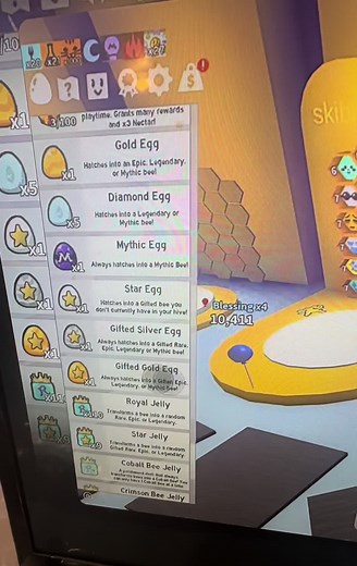 Opening a Mythic Egg in Bee Swarm Simulator Guide
