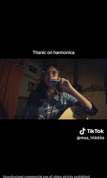 Titanic on harmonica