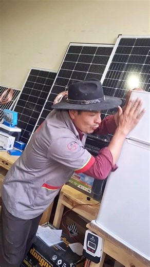 Paneles Solares SHALOM: ¿Qué es el modelo Y C.M.?