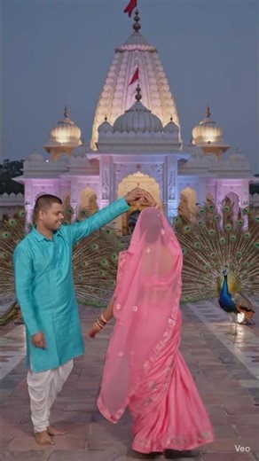मोहे मोर बनियों राधा अपने वृंदावन को#‪@divya_divyanshu‬ #trending #song #radhakrishna 🦜🦜🦜🌹🌹