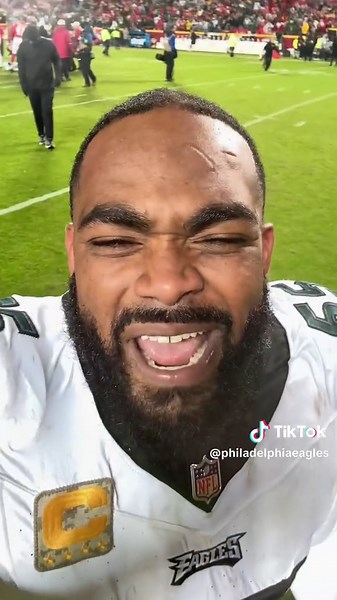 IT AIN’T OVER TIL IT’S OVER #eagles #nfl #jasonkelce #eaglesvschiefs