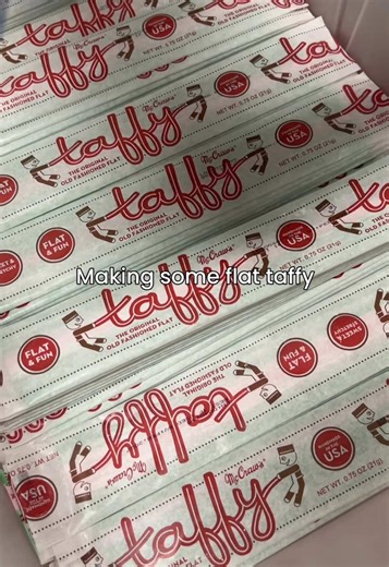 Satisfying Process of Making Flat Taffy at Hammond's