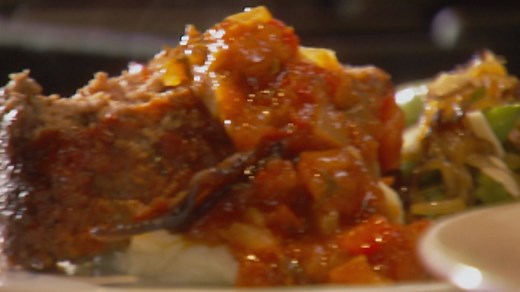 This is the ONLY meatloaf recipe you'll ever need! The 700 5-star reviews don't lie 😉 Subscribe to discovery to stream more of #TylersUltimate with Tyler Florence: https://links.discoveryplus.com/EIk5H8M26gb. #discoveryplus Get the recipe: https://foodtv.com/3kgwEwH. | Food Network