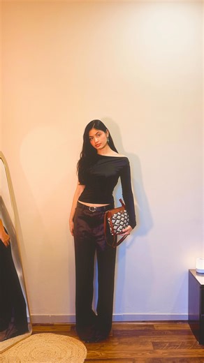 Yukti Sharma on Instagram: "My daily carry, styled differently. Ft. Zouk.👜 BOGO is live at Zouk’s Christmas Sale. Go grab yours on zouk.co.in ⭐️ [Zouk, Handbag, A Bagful Of You, Handcrafted] #zouk #handcrafted #ZoukABagfulOfYou #ChristmasWithZouk"