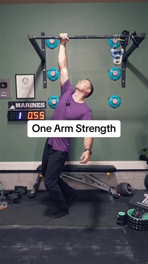 One arm strength training 💪 | Michael Eckert