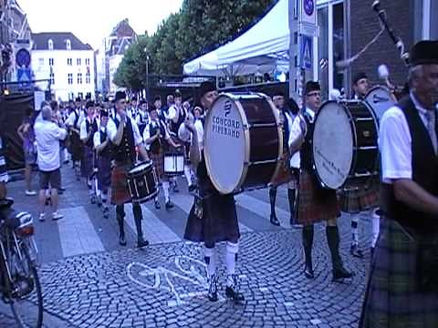 Bagpipes Andre Rieu Maastricht 2010_2.mpg