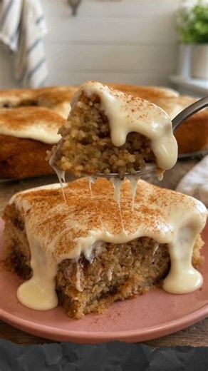 Cinnamon Roll Banana Cake