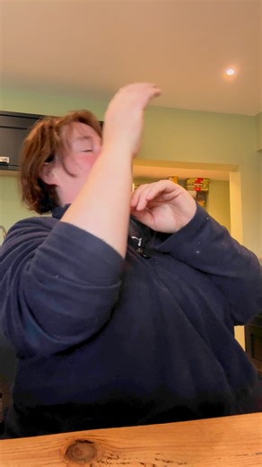 This is exactly what I needed this morning!! Dogs just know don’t they 😂I’ve been feeling really odd recently, my mind and head have been completely fixated on things outside of my control and I’ve been completely hyper focused. So much so I haven’t wanted to draw and have been spending a lot of time just scrolling aimlessly on social media and watching Netflix. This is something many would call artist block and I know if I started to think it was, it would make me even more stressed. I recogni