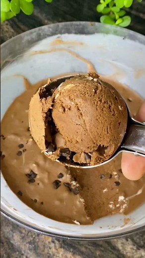 🍫4-Ingredient Chocolate Ice Cream in Minutes! 🍨 #icecreamrecipe