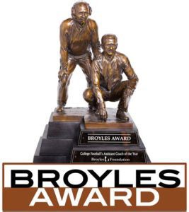 Broyles Award announced 2025 nominees, gives fans a voice in voting